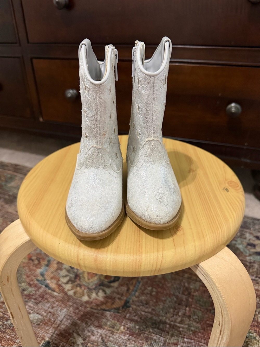 Tucker + Tate Cream Star-Embossed Girls Western Boots - Picture 4 of 4